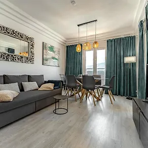 https://beautiful-2-bedroom-apartment-vista-del-mar.tenerifehoteles.net
